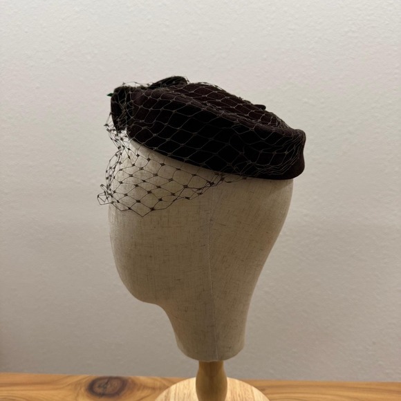 Vintage 50s Evelyn Varon Old Hollywood‎ Glamor Birdcage Veil Pillbox Beret Hat